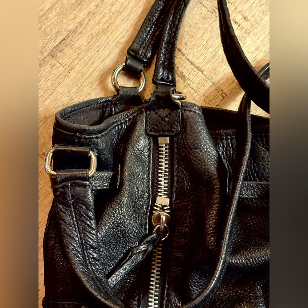 The Sak Strappy Black Leather Zipper Satchel Bucket Bag Y2K Kedzie - Picture 7 of 16